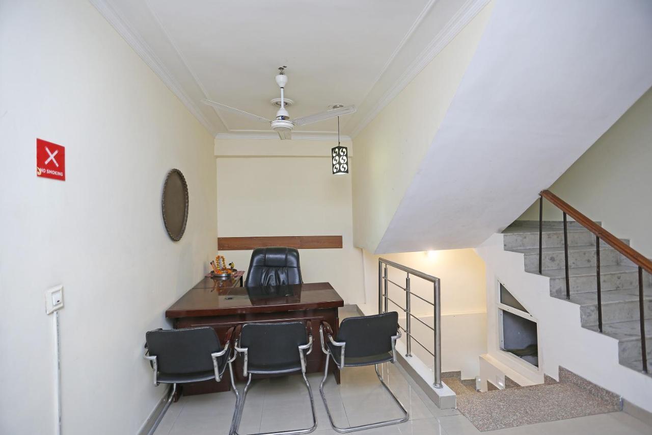 Oyo Flagship 9554 Hotel Grand Plaza فريد آباد المظهر الخارجي الصورة